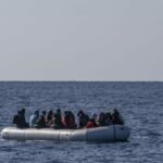 La Comisión niega la presencia de la operación Irini en las rutas migratorias del Mediterráneo