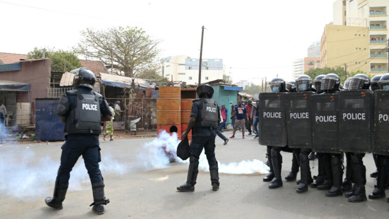 La oposición de Senegal dice que las protestas continuarán mientras se reanuda el juicio del líder Sonko