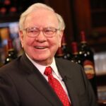 Compre acciones de Berkshire Hathaway para mantener la mano firme de Warren Buffett durante las crisis, dice Morningstar