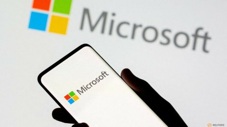 Microsoft amenaza con restringir datos de herramientas de búsqueda de inteligencia artificial rivales