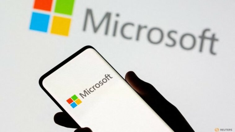 Microsoft amenaza con restringir datos de herramientas de búsqueda de inteligencia artificial rivales