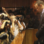 Niegan libertad condicional al sudafricano Oscar Pistorius una década después de matar a su novia