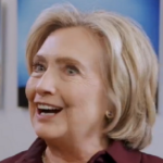 'Running Again': Hillary Clinton se burló de una parodia de video que anunciaba un nuevo concierto para enseñar política exterior en Columbia