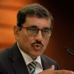 Sri Lanka anunciará estrategia de reestructuración de deuda en abril: jefe de banco central