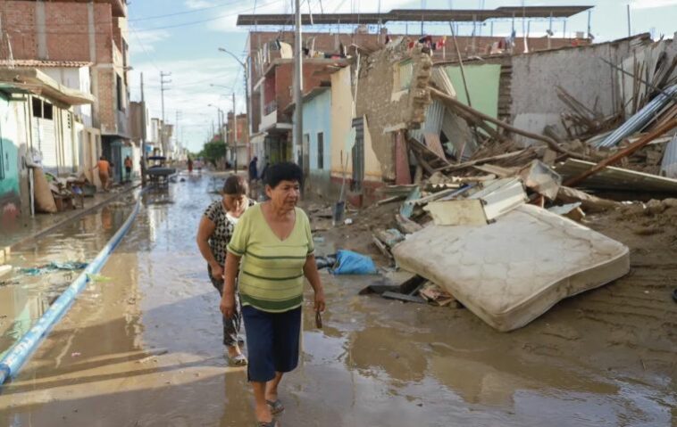 Presidente Boluarte informó que “400 distritos del país han sido declarados en estado de emergencia”