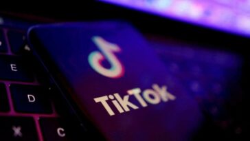 TikTok se eliminará de los teléfonos y dispositivos del parlamento escocés - Sky News