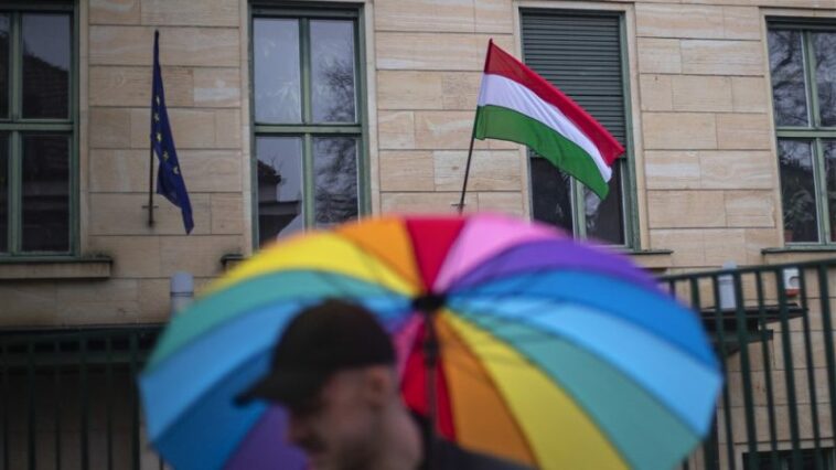 15 gobiernos se suman a la demanda de la UE contra la ley anti-LGBT de Orbán