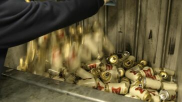 Bélgica destruye un envío de cerveza estadounidense después de discrepar con el eslogan 'Champagne of Beer' |  CNN