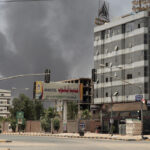Ejército bombardea base paramilitar en Sudán mientras continúa la lucha por el poder