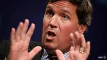 El provocador de Fox News Tucker Carlson sale en un movimiento impactante