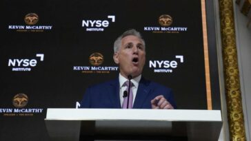 Kevin McCarthy busca ventaja en las conversaciones sobre el techo de la deuda con un discurso en la NYSE