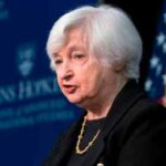 Janet Yellen, secretaria del Tesoro de EE. UU., habla con los medios