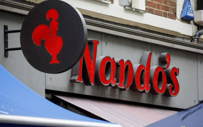 Nando's pronto puede limitar su menú ya que los cortes de energía provocan escasez de pollo