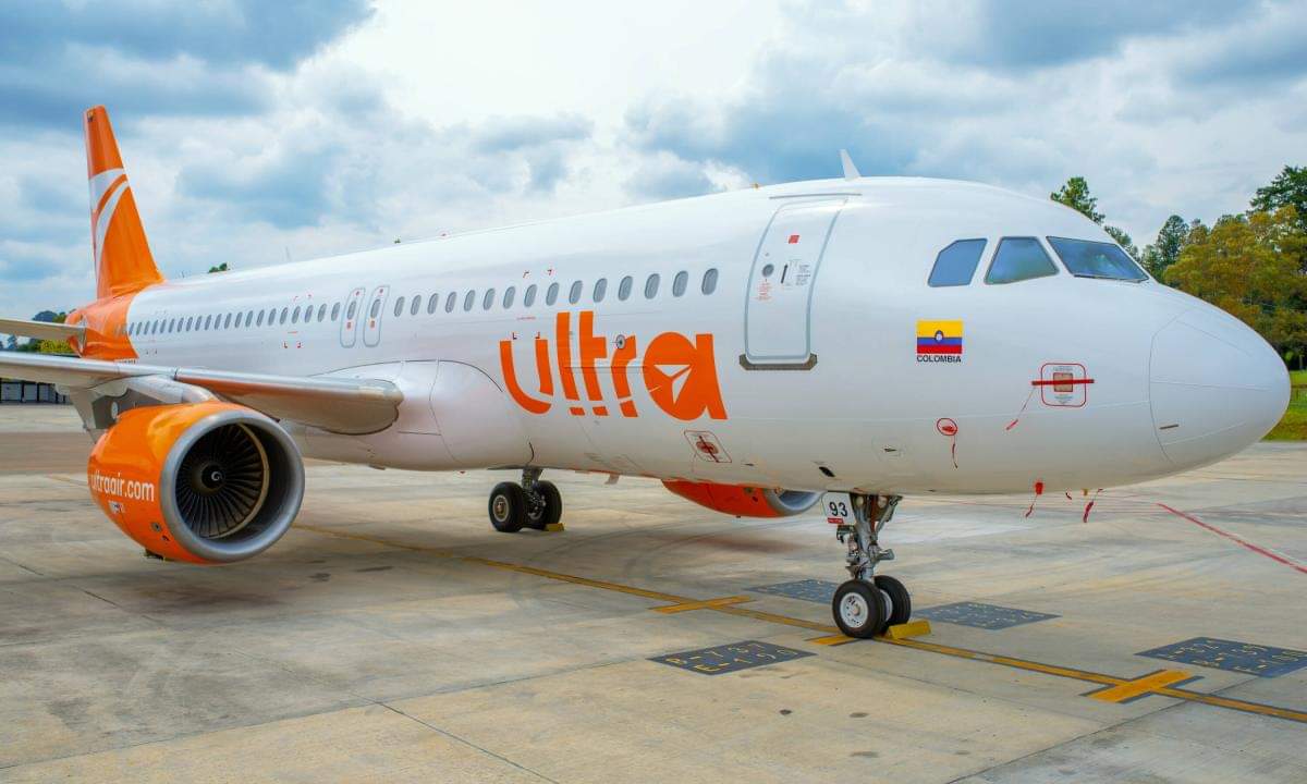 Petro ofrece avión presidencial después de que Ultra Air se convierta en la última aerolínea colombiana en quebrar - Latin America Reports