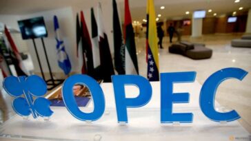 Recortes de la OPEP+, la demanda de China llevará el petróleo a 90 dólares a finales de año: sondeo de Reuters