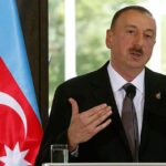 Bakú exigió la rendición de Karabaj y amenazó con realizar "cualquier operación"