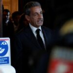 El expresidente francés Nicolas Sarkozy ordenó usar una etiqueta electrónica después de perder la apelación por corrupción |  CNN