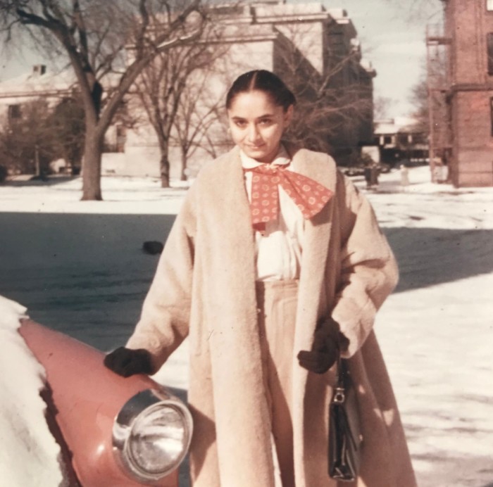 Padma Desai, como estudiante de posgrado en Harvard