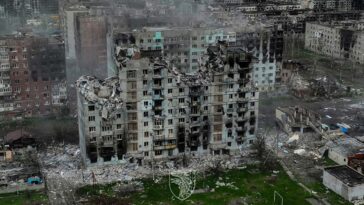 La ciudad ha sido devastada durante el asalto ruso de meses.