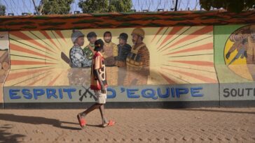 Voto de Burkina Faso 2024 en duda después de 40 muertos en ataques