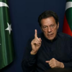Imran Khan: 'En este momento es una cuestión de supervivencia'
