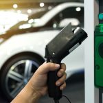 Albania lanza licitación para puntos de recarga de autos eléctricos en todo el país