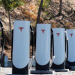 La tecnología de carga de Tesla acelera para convertirse en el estándar de EE. UU.