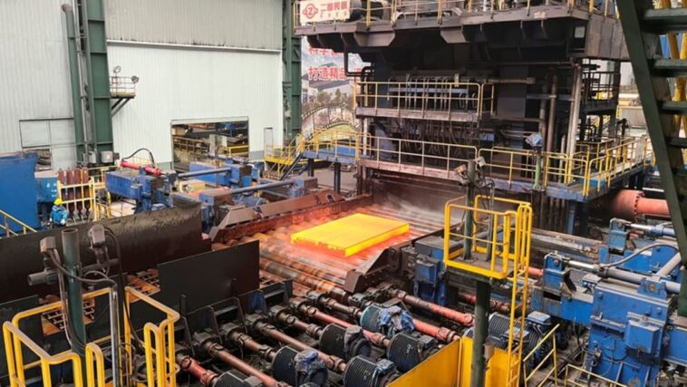 Las exportaciones de acero de China aumentarían a un máximo de siete años a medida que la demanda interna se desvanece