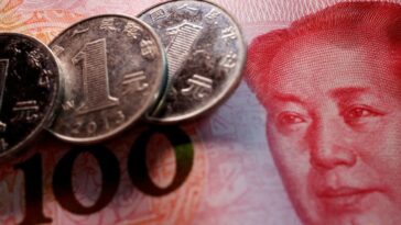 Exclusivo-Bancos estatales de China vendían dólares en el extranjero para frenar la caída del yuan: fuentes