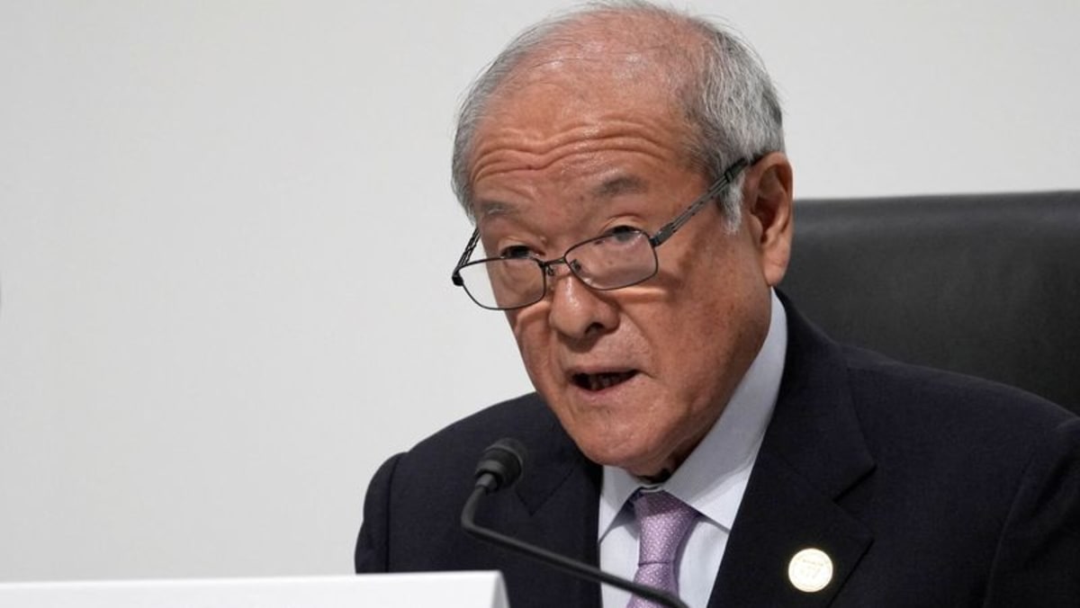 Ministro de Finanzas de Japón: "No hay discusión" sobre tipos de cambio en el G7 -Kyodo