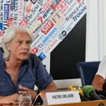 Pietro Orlandi (izquierda) y Natalina Orlandi, hermanos de Emanuela Orlandi, brindan una conferencia de prensa sobre los nuevos desarrollos en el caso, en la Asociación de Prensa Extranjera en Roma, el 11 de julio de 2023.
