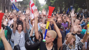 "Por favor, no vengas".  Orgullo LGBT disperso en Tbilisi - Gazeta.ru