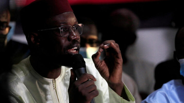 Sonko insta a los senegaleses a "salir en masa" antes del discurso del presidente