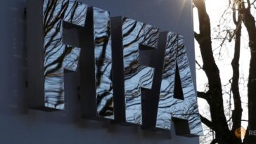 Apple está cerca de cerrar un acuerdo con la FIFA sobre los derechos televisivos para un nuevo torneo, informa el NYT