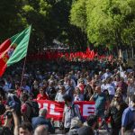 La democracia portuguesa cumple 50 años: miles de personas conmemoran la Revolución de los Claveles