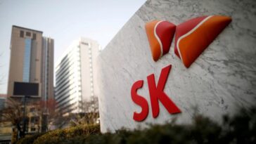 SK Innovation considera la venta de la unidad de materiales para baterías SKIET, informes en papel
