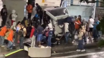 Caída de cabina del Metrocable de Medellín deja un muerto y 21 heridos - Latin America Reports