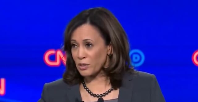 Trump describe a Kamala Harris como "cruel y tonta" y dice que esos rasgos son una "mala combinación"