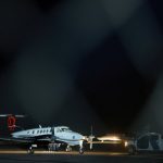 Un pequeño avión en un aeropuerto de Santa Teresa, Nuevo México,