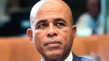 Se cree que Martelly estuvo involucrado en el tráfico de drogas a los EE. UU., lavado de dinero y otras actividades ilegales.