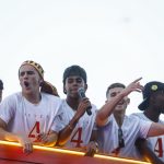 Los españoles celebran con júbilo el triunfo de la Eurocopa 2024 y elogian a su equipo por fomentar la unidad