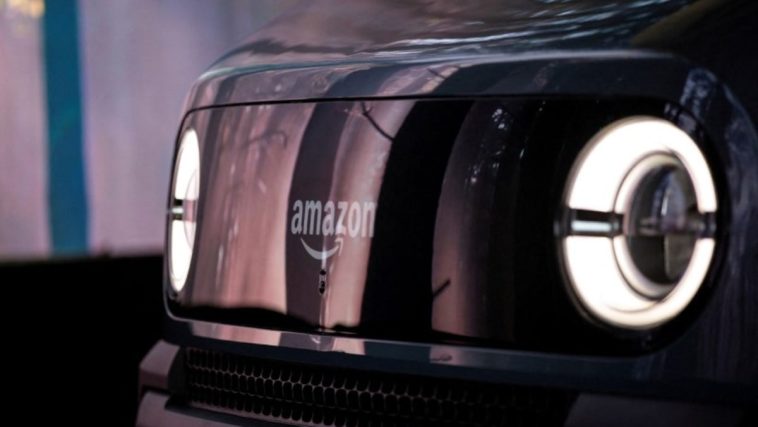 El fabricante de vehículos eléctricos Rivian detiene la producción de furgonetas de reparto de Amazon por escasez de piezas