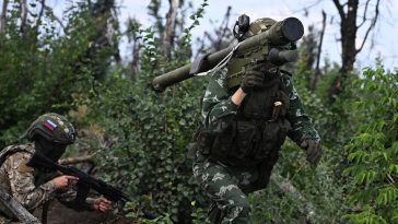 Un edificio de cinco plantas en Shebekino se incendió tras un ataque con vehículos aéreos no tripulados. Operación militar, día 904 - Gazeta.Ru