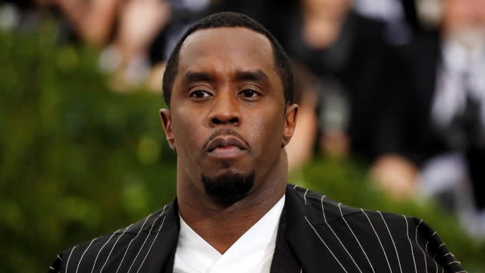 El magnate de la música Sean Combs acusado de extorsión y tráfico sexual