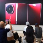 Huawei busca robarle protagonismo a Apple con el lanzamiento de un smartphone plegable de 2.800 dólares