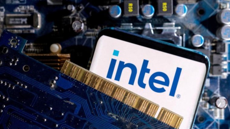 Intel rechaza el enfoque de Arm para la división de productos, informa Bloomberg News