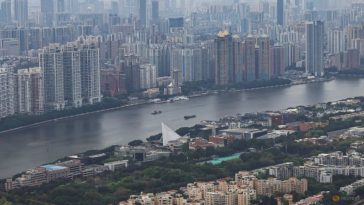 Las acciones inmobiliarias de China suben a medida que las principales ciudades alivian las restricciones a las compras