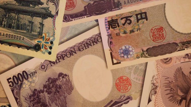 El principal diplomático de divisas de Japón advierte contra movimientos especulativos a medida que cae el yen