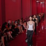 Ex ejecutivo de Louis Vuitton y Prada reclutado para revivir Gucci