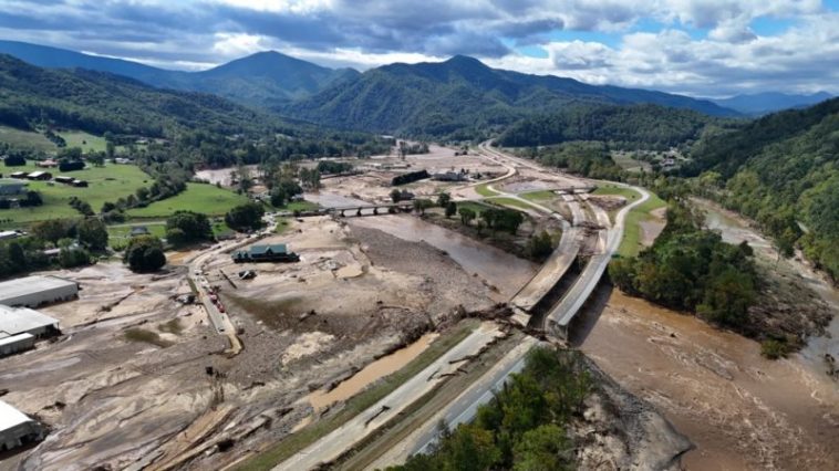 Funcionarios estadounidenses luchan por anular las teorías de conspiración sobre el huracán Helene